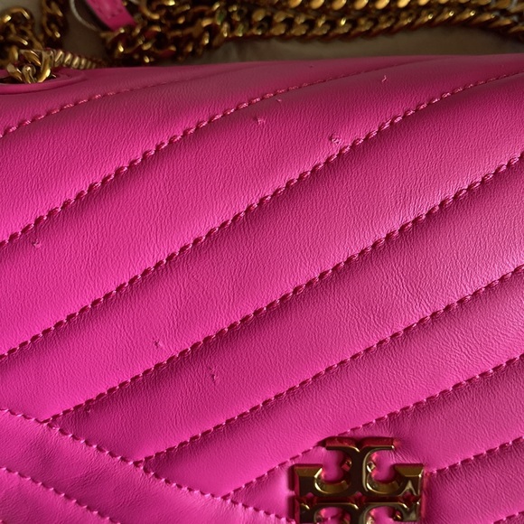 Tory Burch Pink Quilted Shoulder Bag - Picture 5 of 10